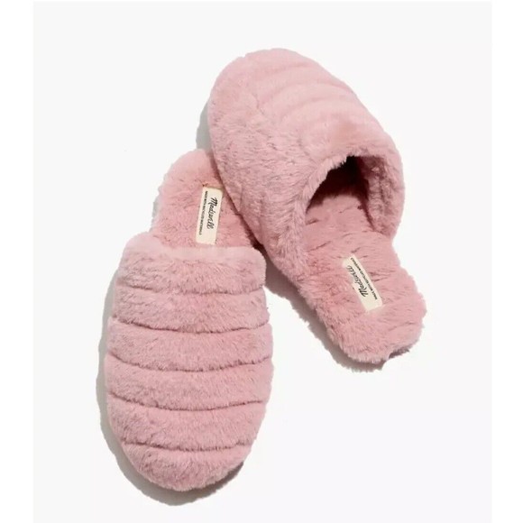 Madewell Shoes - Madewell Slippers Womens 6M Pink Quilted Scuff Slippers in Recycled Faux Fur